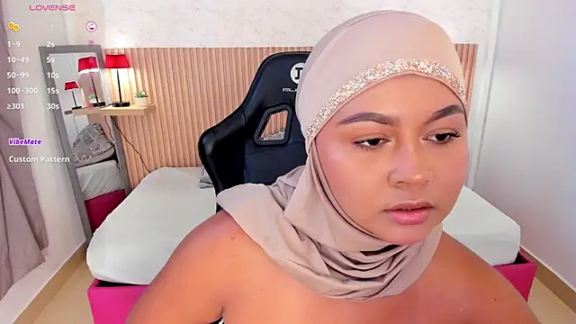 jasmyne anbar online show from 02-10-26, 09:19