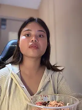 Toffee-00 online show from 12-03-25, 11:41