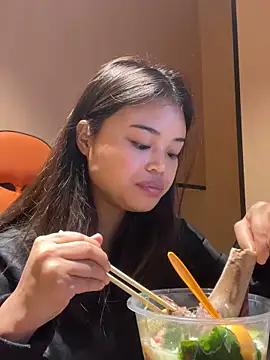 Toffee-00 online show from 12-05-25, 11:08