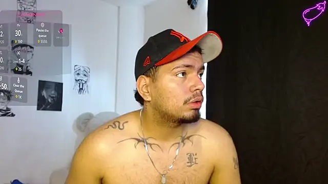 Snapshot of Henry_villa23 chatting on 03-10-26, 02:44 Henry villa23 online show from 03-10-26, 02:44