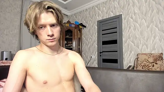 milkiwvy online show from 04-26-26, 06:16