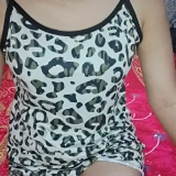 Snapshot of Neha_bai chatting on 11-24-25, 05:40 Neha bai online show from 11-24-25, 05:40