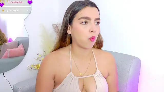 Snapshot of Ambar_Carter chatting on 07-18-26, 04:49 Ambar Carter online show from 07-18-26, 04:49