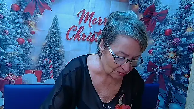 Snapshot of OlgaLuck chatting on 12-23-25, 06:33 OlgaLuck online show from 12-23-25, 06:33