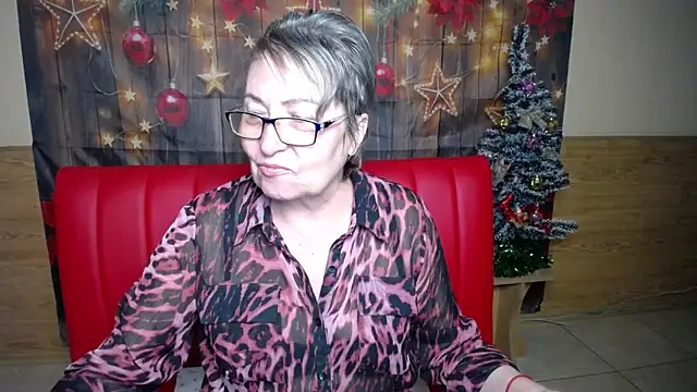 Snapshot of OlgaLuck chatting on 01-07-26, 06:27 OlgaLuck online show from 01-07-26, 06:27