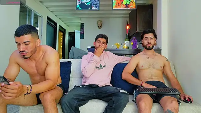 heteros curious online show from 12-16-25, 12:37