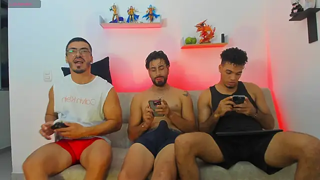 heteros curious online show from 04-27-26, 11:47