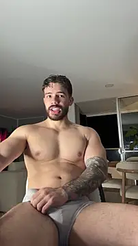 Valenthino Salvatore online show from 03-19-26, 03:43