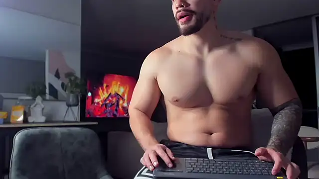 Valenthino Salvatore online show from 04-18-26, 03:21