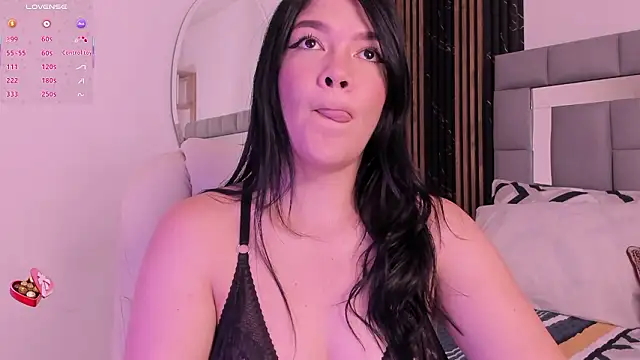 Snapshot of amaia_santini chatting on 02-20-26, 07:03 amaia santini online show from 02-20-26, 07:03