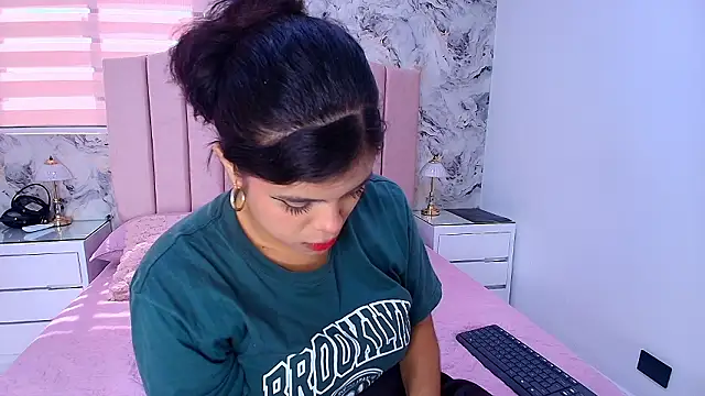 Snapshot of katsumi_yan chatting on 02-03-26, 07:08 katsumi yan online show from 02-03-26, 07:08