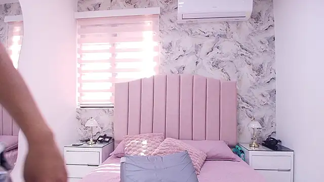 Snapshot of katsumi_yan chatting on 02-18-26, 07:10 katsumi yan online show from 02-18-26, 07:10