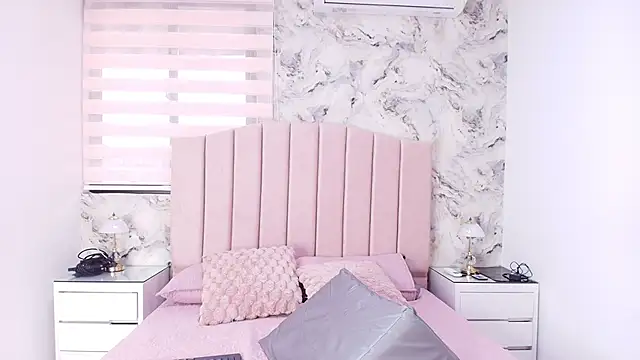 Snapshot of katsumi_yan chatting on 02-19-26, 07:10 katsumi yan online show from 02-19-26, 07:10