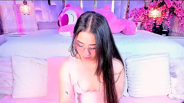 Naomistart online show from 07-22-26, 05:32