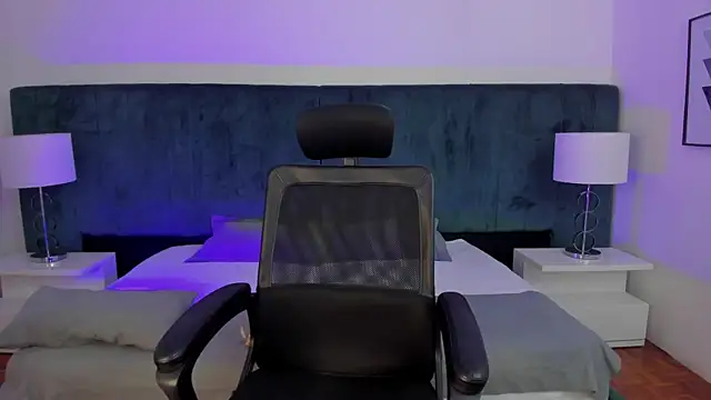 CleoColliva  online show from 12-23-25, 04:10