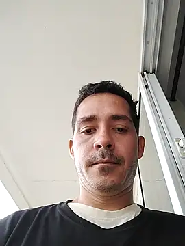 Snapshot of Logan_hetero1 chatting on 12-03-25, 08:07 Logan hetero1 online show from 12-03-25, 08:07