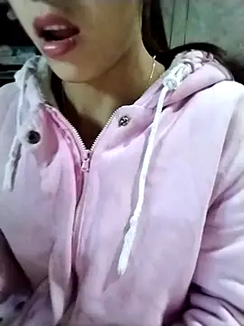 Snapshot of cobehihi chatting on 11-23-25, 12:10 cobehihi online show from 11-23-25, 12:10