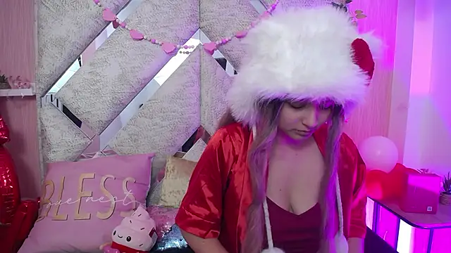 Snapshot of CandySwan chatting on 02-19-26, 11:39 CandySwan online show from 02-19-26, 11:39