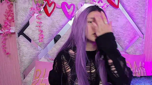 Snapshot of CandySwan chatting on 02-28-26, 11:44 CandySwan online show from 02-28-26, 11:44