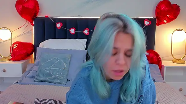 Snapshot of LiraBelle chatting on 02-12-26, 03:23 LiraBelle online show from 02-12-26, 03:23