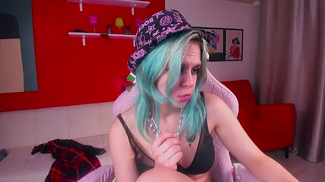 Snapshot of LiraBelle chatting on 02-24-26, 03:10 LiraBelle online show from 02-24-26, 03:10