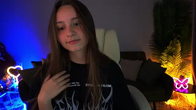 TinyNatalie online show from 07-10-26, 08:22