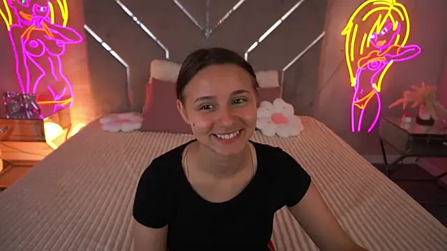 TinyNatalie online show from 07-27-26, 01:29