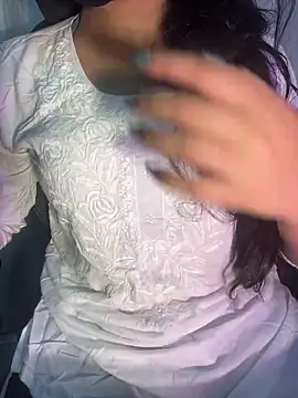 Snapshot of miss-Riya-00100 chatting on 02-20-26, 06:30 miss-Riya-00100 online show from 02-20-26, 06:30