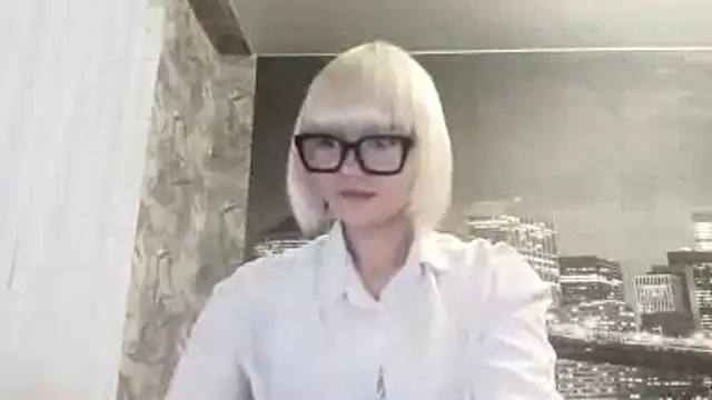 ElenoreVogtman online show from 11-27-25, 06:26