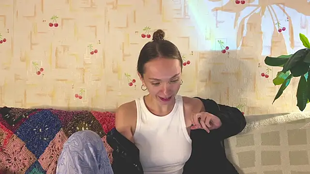 PaulaTisch online show from 12-01-25, 04:12