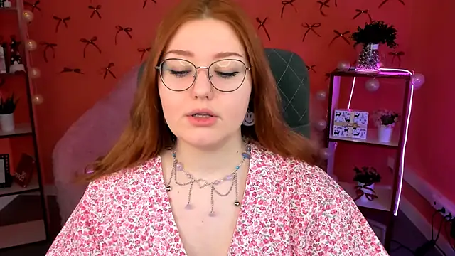 StaceyJensen online show from 01-06-26, 09:13