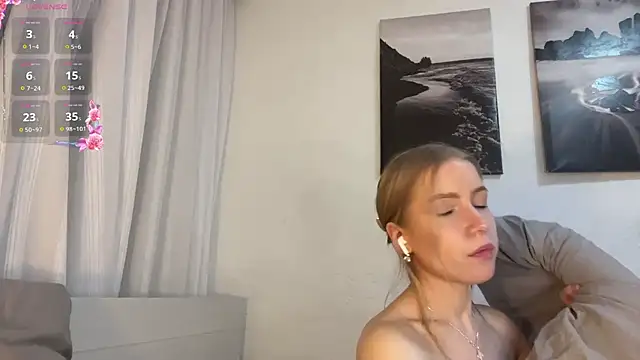 Alice meow15 online show from 01-18-26, 01:42