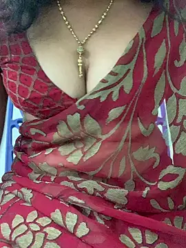 Snapshot of honeygirl6996 chatting on 06-29-26, 11:21 honeygirl6996 online show from 06-29-26, 11:21