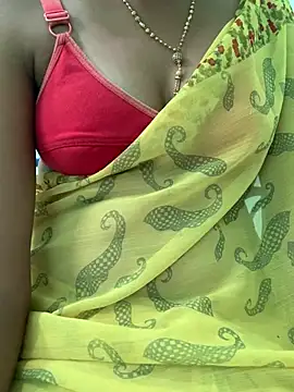 Snapshot of honeygirl6996 chatting on 07-02-26, 07:14 honeygirl6996 online show from 07-02-26, 07:14