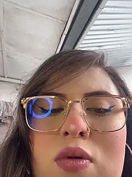 Snapshot of Kitty_Bms_ chatting on 01-16-26, 06:12 Kitty Bms online show from 01-16-26, 06:12