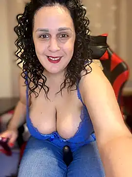 Snapshot of Mary_kansas_bbw chatting on 03-20-26, 06:02 Mary kansas bbw online show from 03-20-26, 06:02