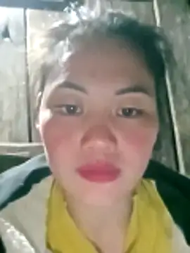 Snapshot of lynae-0 chatting on 11-27-25, 01:24 lynae-0 online show from 11-27-25, 01:24