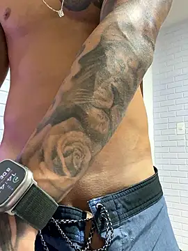 Snapshot of enzofelipe chatting on 01-08-26, 05:48 enzofelipe online show from 01-08-26, 05:48