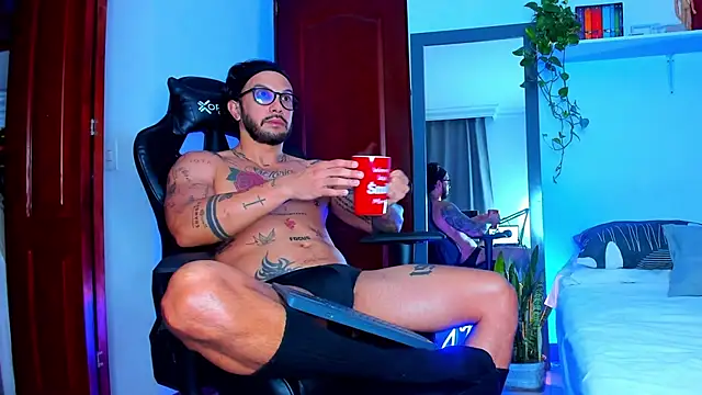 Snapshot of JotaCeliz chatting on 02-09-26, 10:52 JotaCeliz online show from 02-09-26, 10:52