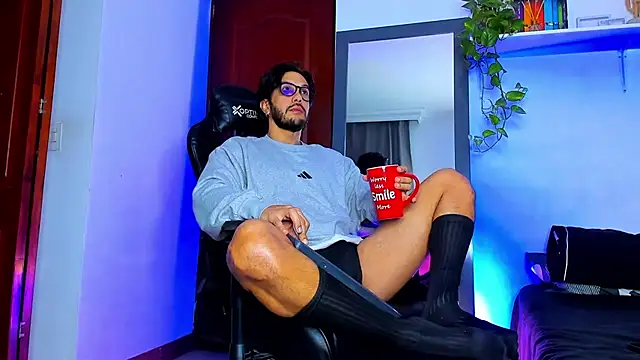 Snapshot of JotaCeliz chatting on 03-09-26, 10:41 JotaCeliz online show from 03-09-26, 10:41