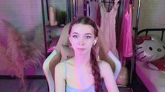 Snapshot of miiss_jessica chatting on 02-07-26, 01:09 miiss jessica online show from 02-07-26, 01:09