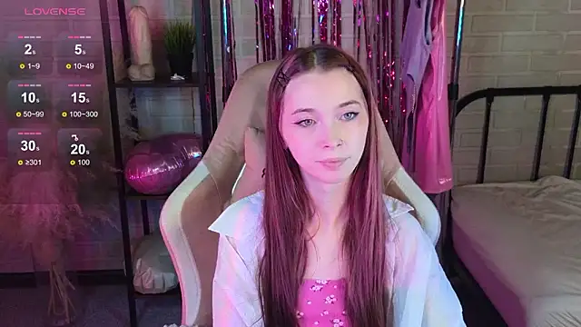 Snapshot of miiss_jessica chatting on 02-13-26, 01:34 miiss jessica online show from 02-13-26, 01:34