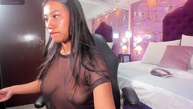 Snapshot of thalia_nichols chatting on 03-03-26, 10:04 thalia nichols online show from 03-03-26, 10:04