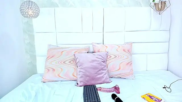 Snapshot of thalia_nichols chatting on 03-13-26, 10:38 thalia nichols online show from 03-13-26, 10:38