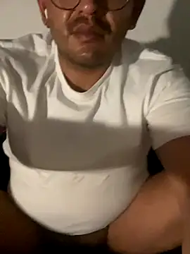 areyesp40 online show from 12-05-25, 05:16