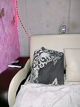 KiaracCastilo online show from 12-04-25, 04:33