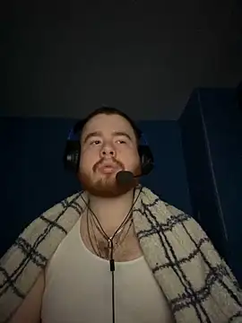 Snapshot of pastorroy chatting on 03-06-26, 04:09 pastorroy online show from 03-06-26, 04:09