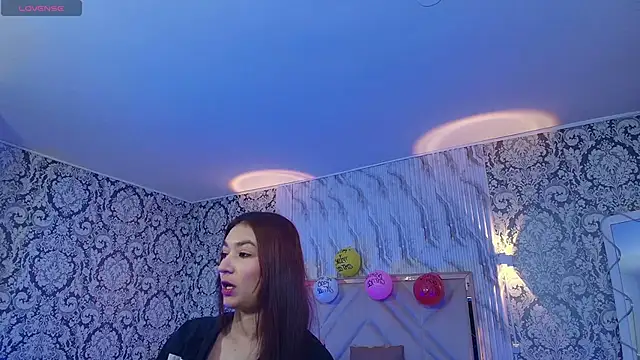 Snapshot of MIKU_TAY1 chatting on 02-19-26, 07:21 MIKU TAY1 online show from 02-19-26, 07:21