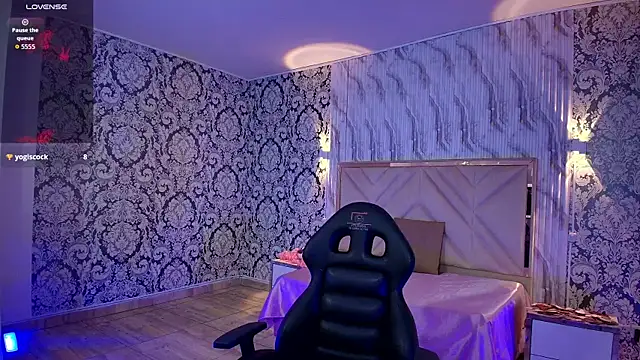 Snapshot of MIKU_TAY1 chatting on 03-05-26, 07:54 MIKU TAY1 online show from 03-05-26, 07:54