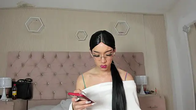 DeboraCopper online show from 01-17-26, 01:10